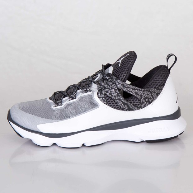 Jordan Flight Runner White Black Anthracite