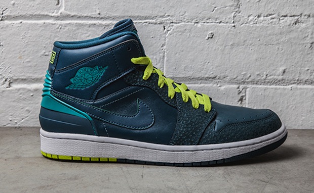 Air-Jordan-1-Retro-86-Lush-Teal-Safari-3