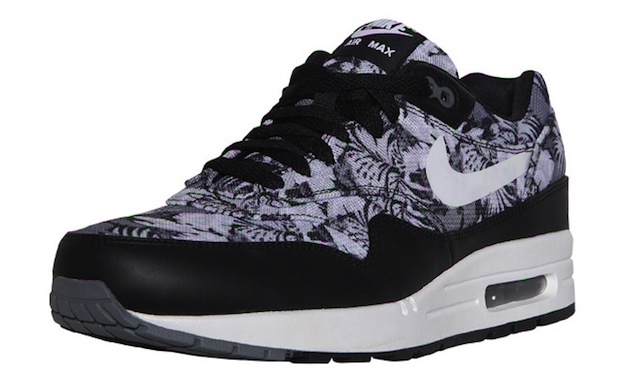 NIKE-AIR-MAX-1-MONOCHROME-FLORAL