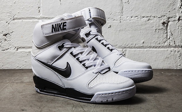 NIKE-AIR-REVOLUTION-SKY-HI-BLACK-WHITE