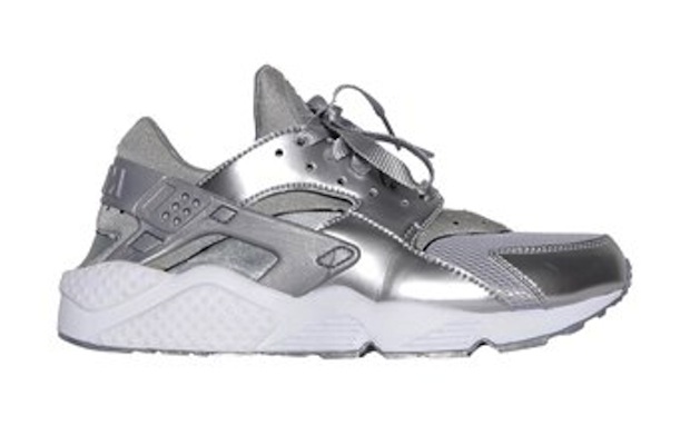 Nike-Air-Huarache-Metallic-Silver-4