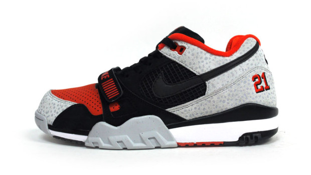 Nike Air Trainer II Barry Sanders