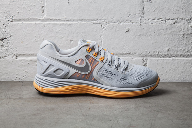 Nike LunarEclipse 4 Pure Platinum Atomic Mango