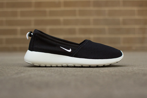 Nike WMNS Roshe Run Slip Black Light Gray