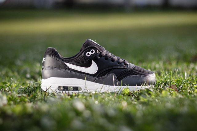 Nike Air Max 1 GS Black Dark Grey