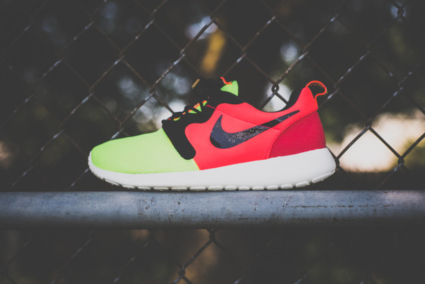 Nike Roshe Run HYP Premium Mercurial