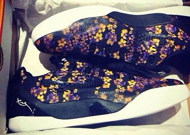 Nike Kobe 9 EM Floral