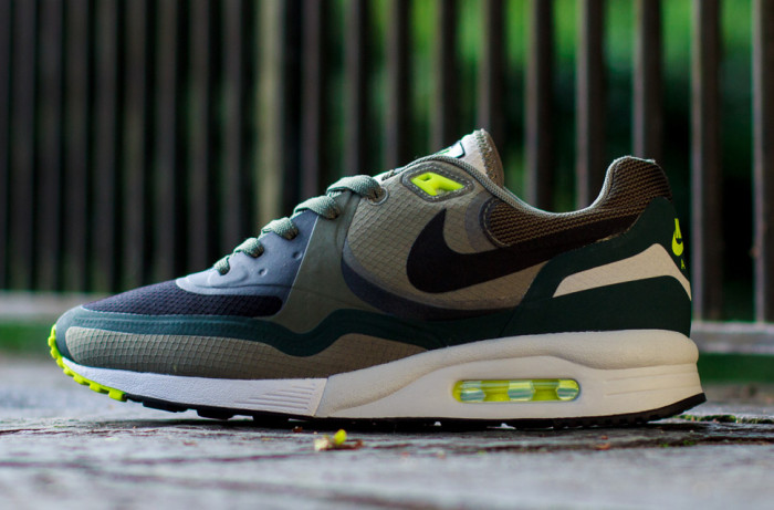 Nike Air Max Light WR Iron Green