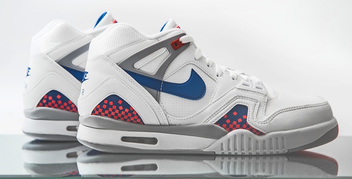 Nike-Air-Tech-Challenge-II-White-Royal-Blue-4