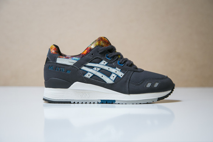 ASICS WOMEN’S Gel Lyte III Dark Grey White