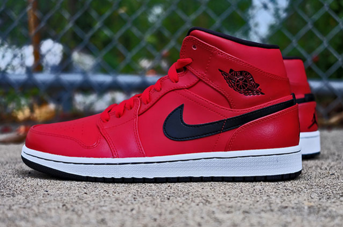 Air Jordan 1 Gym Red