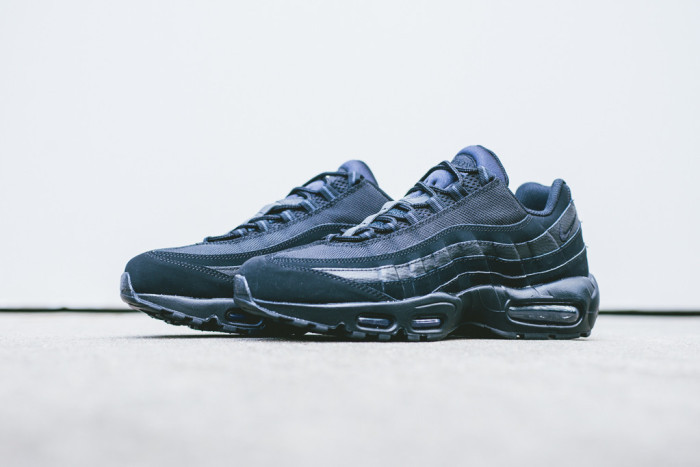 Nike Air Max 95 Triple Black