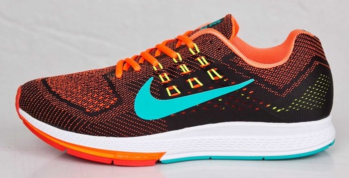 Nike Air Zoom Structure 18 "Hyper Crimson"