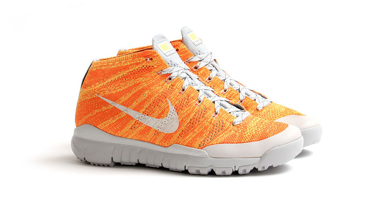 Nike Flyknit Trainer Chukka FSB Total Orange