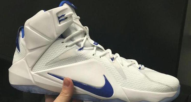 Nike-LeBron-12-Kentucky