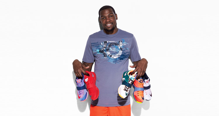 Kevin Durant Talks KD7 Christmas, Aunt Pearl & KD8