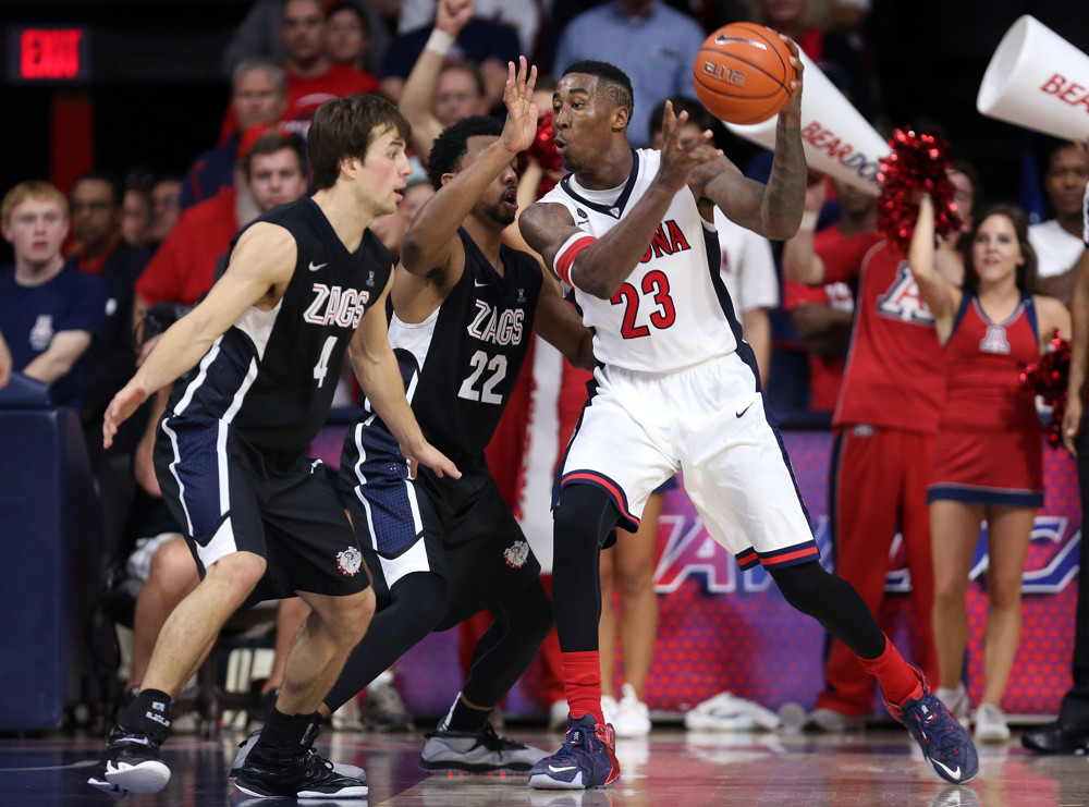 Arizona's Rondae Hollis-Jeffersoon in the Nike LeBron 12 "Arizona PE" and Gonazaga's Bryon Wesley in the Air Jordan 10 "Cool Grey/Infrared"