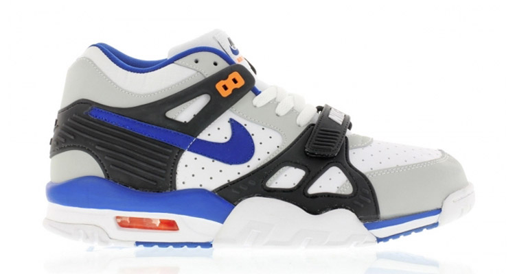 [caption id="attachment_421172" align="aligncenter" width="566"] Nike Air Trainer III - Pure Platinum/Lyn Blue-Black-Total Orange[/caption]