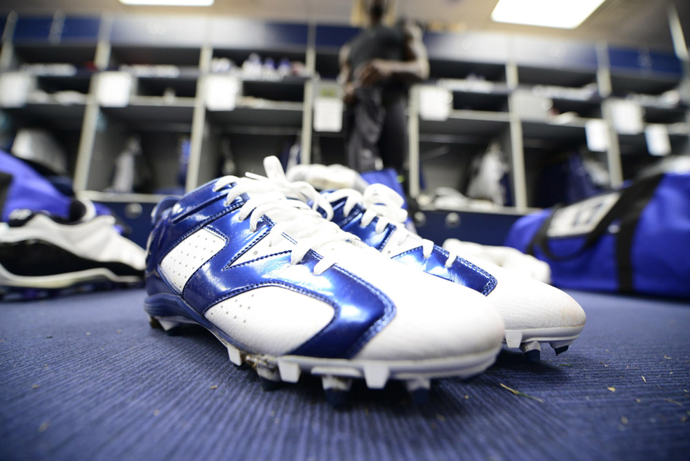 Dez Bryant's PE Air Jordan 6 Low Cleats