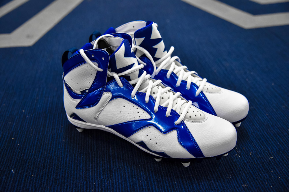 Dez Bryant's PE Air Jordan 7 Cleats