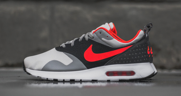 Nike Air Max Tavas Grey/Bright Crimson