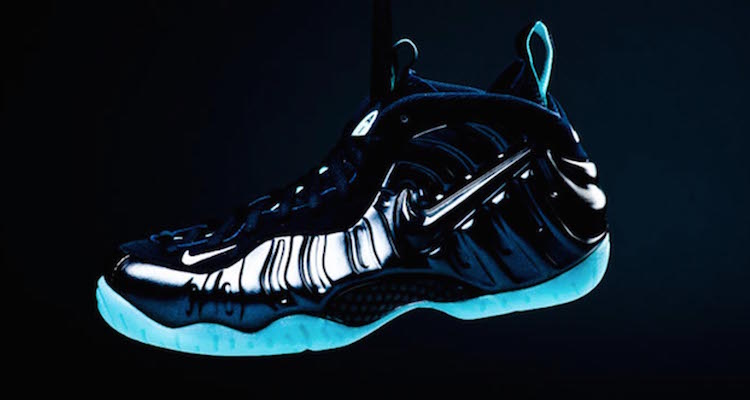 Nike Air Foamposite Pro Dark Obsidian Detailed Look