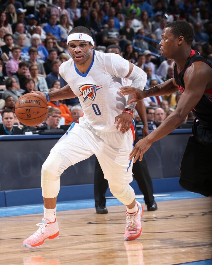 Russell Westbrook wearing an Air Jordan XX9 PE