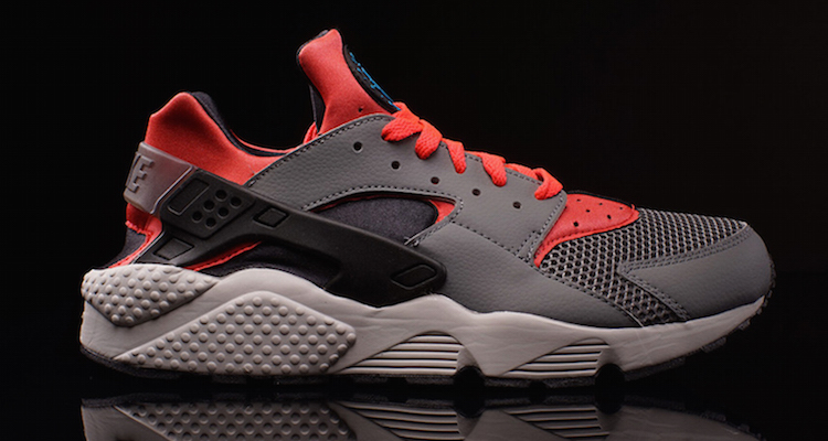 Nike Air Huarache Grey/Crimson Now Available