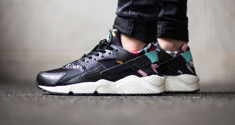 Nike WMNS Air Huarache Run Print Aloha Release Date