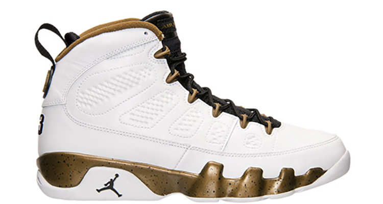 Air Jordan 9 Statue