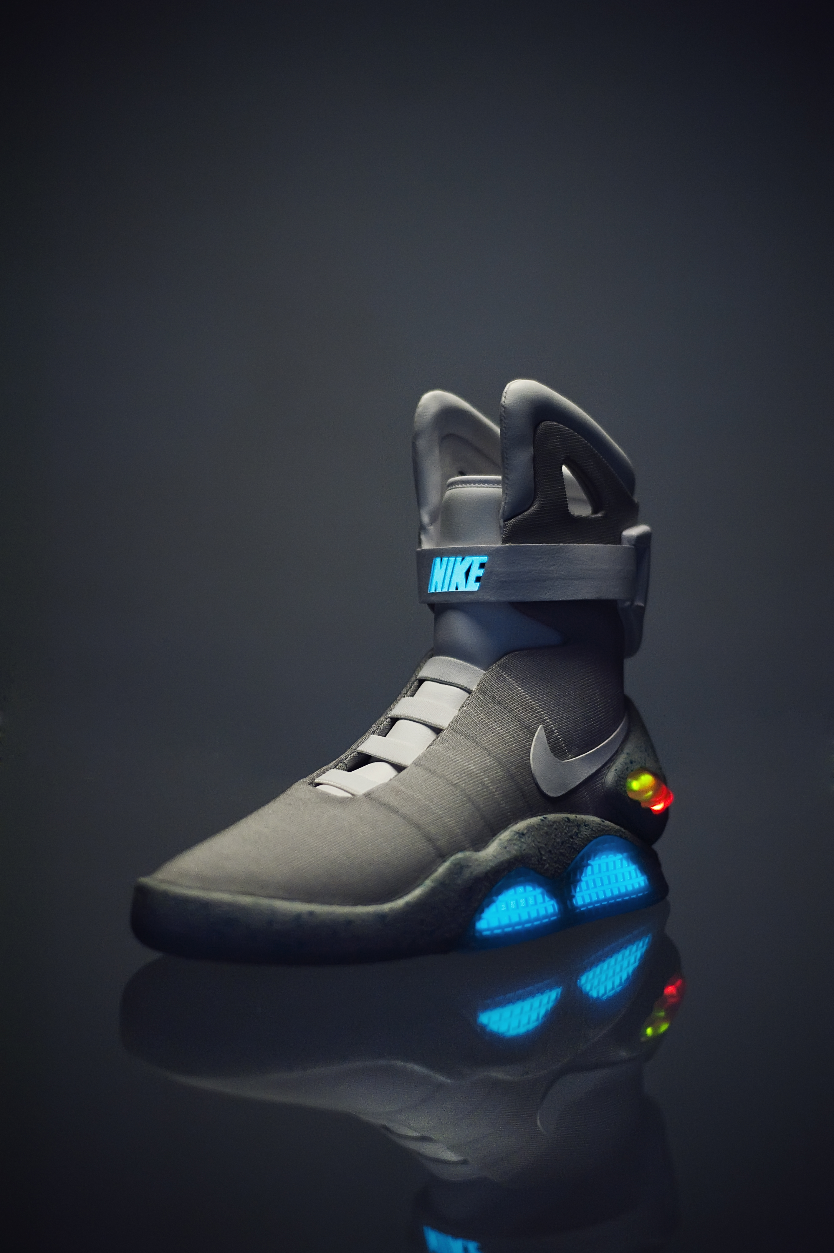 Nike MAG 2011