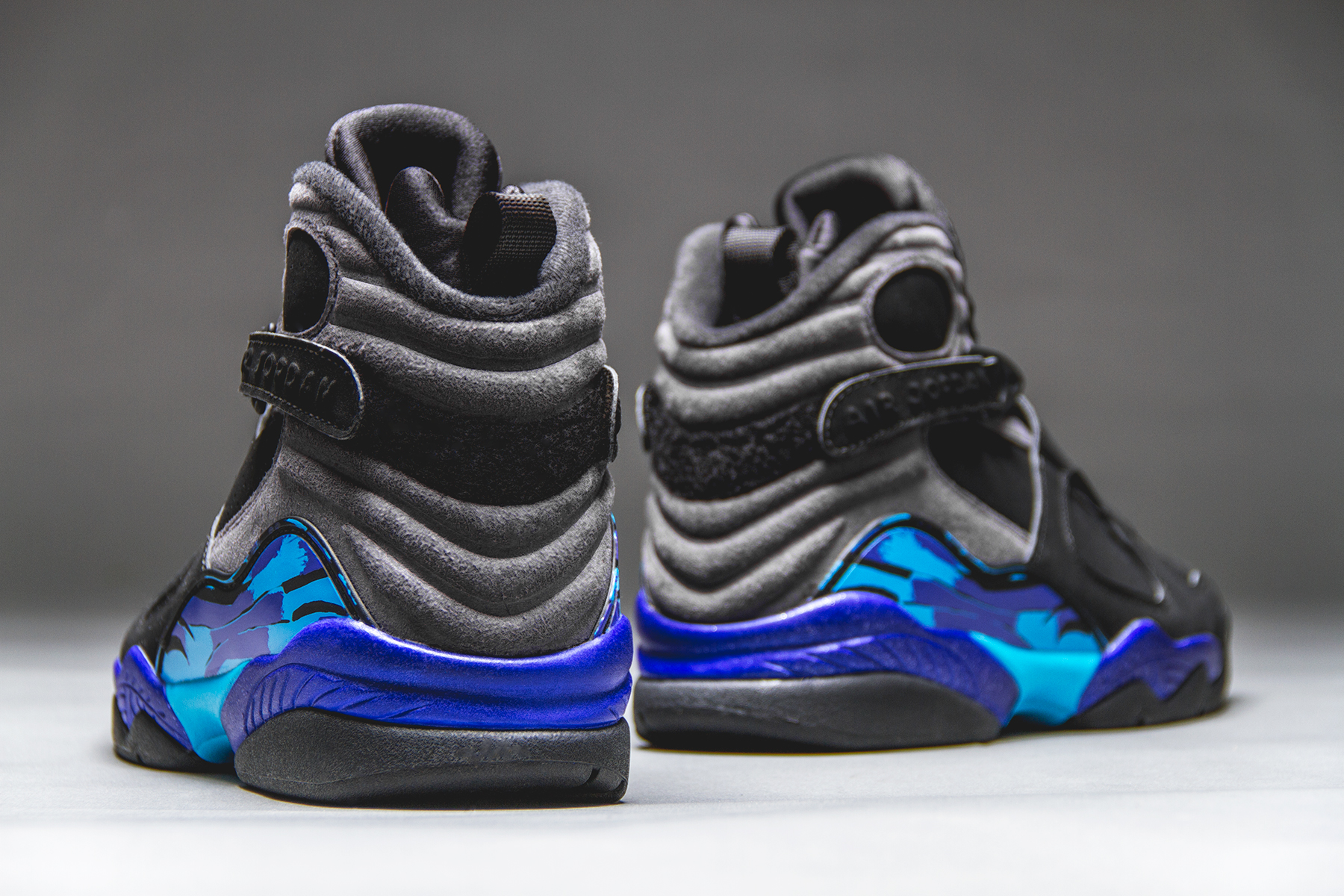 air-jordan-8-aqua-black-friday-2