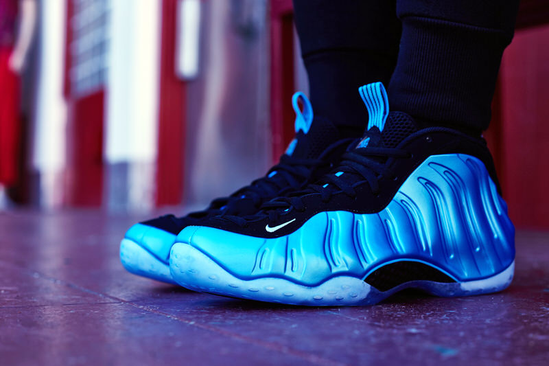 Nike Air Foamposite One "University Blue" On-Foot Look