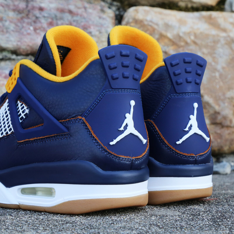 Air Jordan 4 Dunk From Above