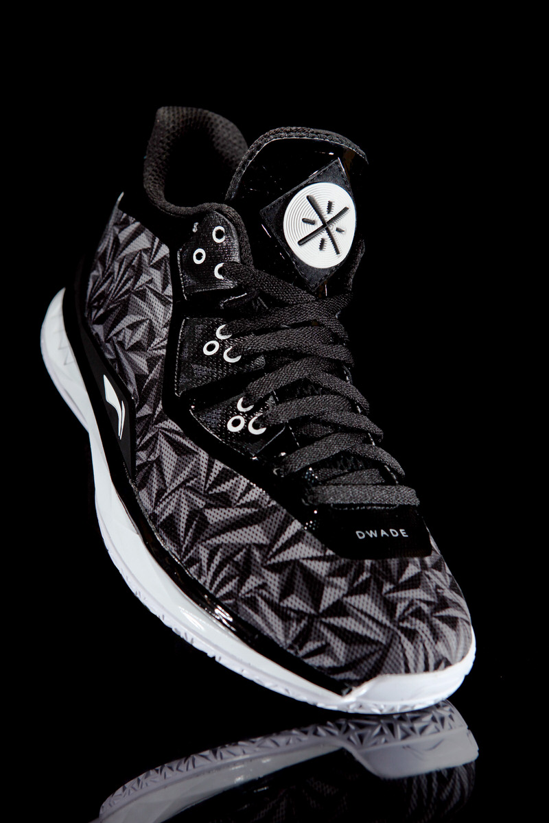 Li Ning Way of Wade 4 Origami Stealth