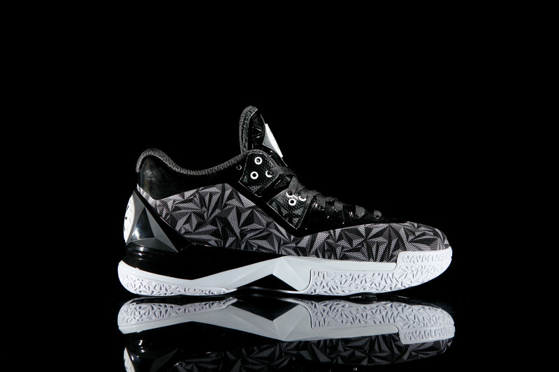 Li Ning Way of Wade 4 Origami Stealth