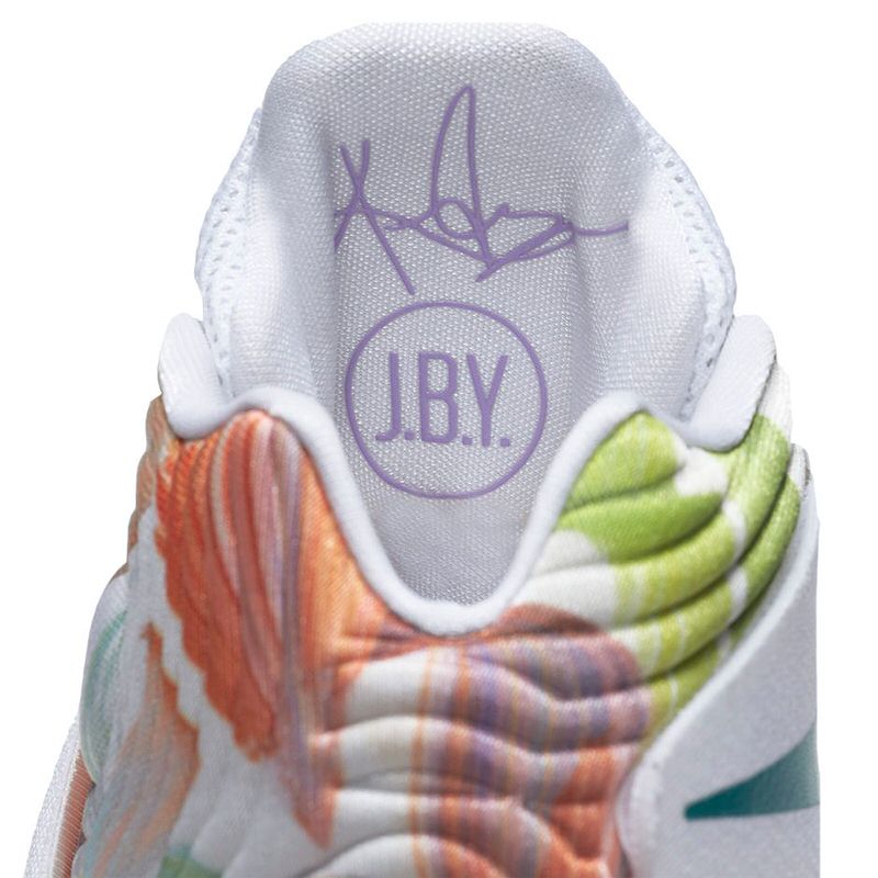 Nike Kyrie 2 Easter