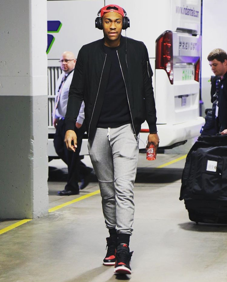 Milwaukee Bucks' Jabari Parker in the Air Jordan 1 "Red/Black"