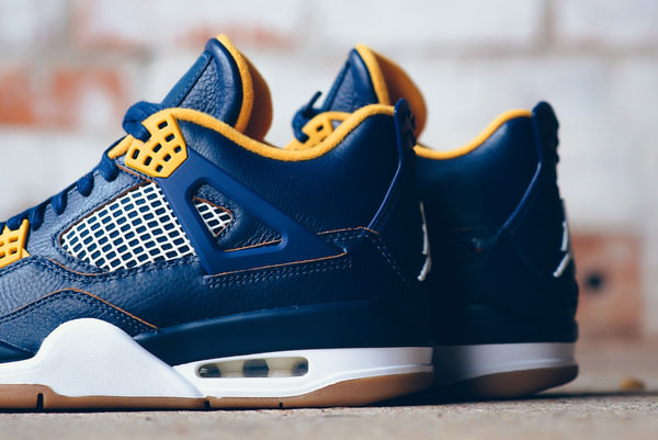 Air Jordan 4 Dunk From Above