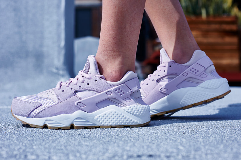 Nike Air Huarache "Bleached Lilac" On-Foot Look