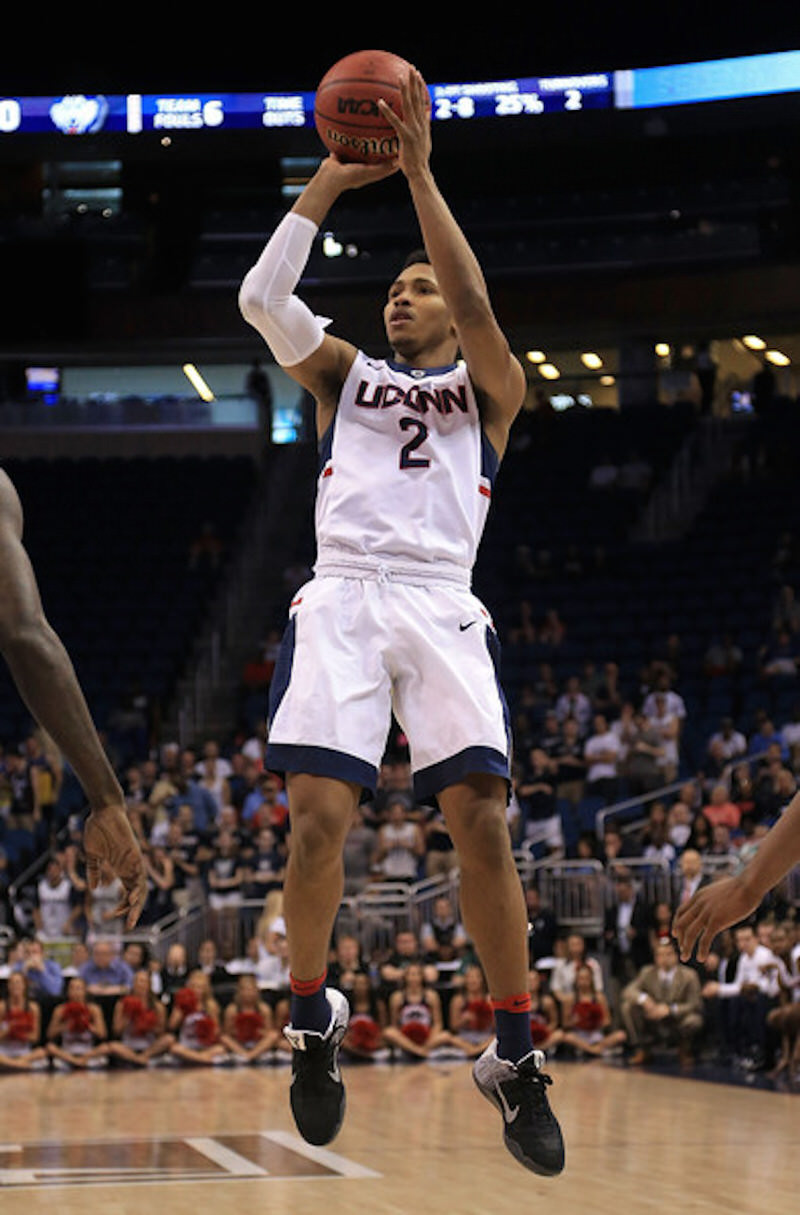 UCONN's Jalen Adams in the Black/White Nike Kobe 11