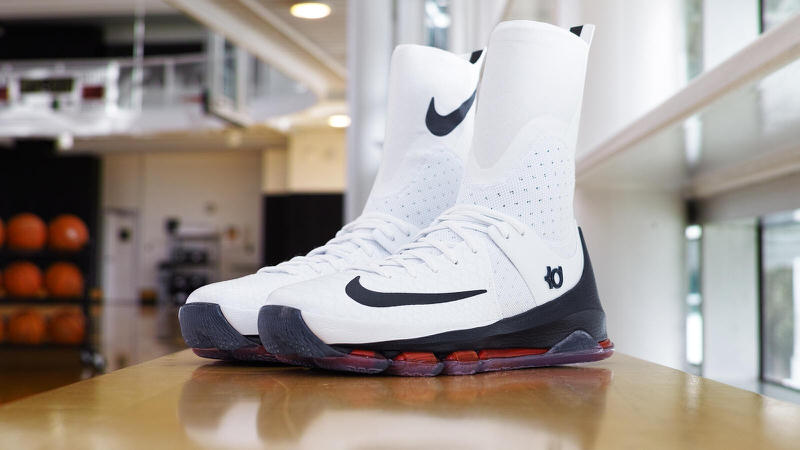 Nike KD 8 Elite UCONN PE