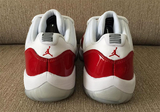 Air Jordan 11 Low Varsity Red