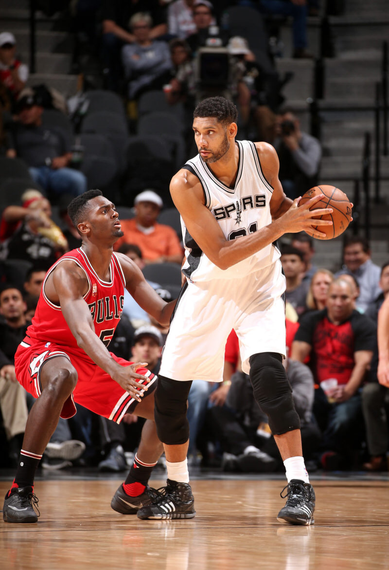 Tim Duncan wearing the adidas CrazyQuick