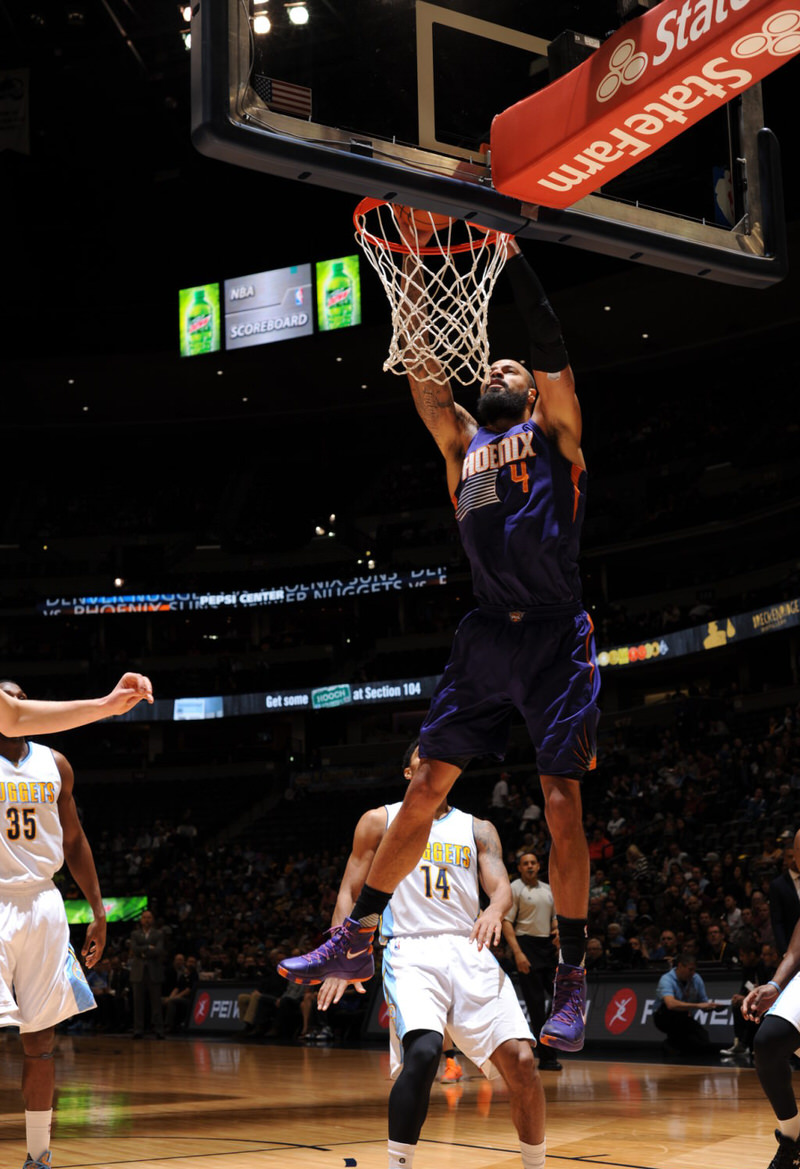 Tyson Chandler in the Nike Hyperdunk 2015