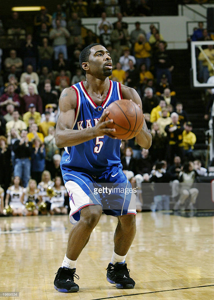 Keith Langford in the Air Jordan 18 Black/Royal