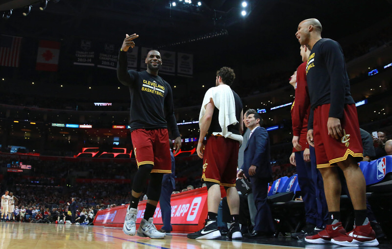 LeBron James and Richard Jefferson in a Nike LeBron 13 PE and the Nike Zoom HyperRev 2016, respectively