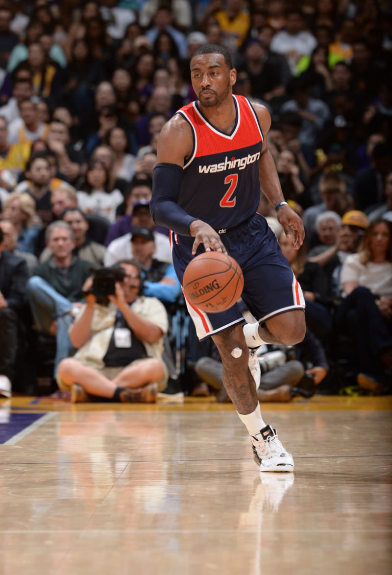 John Wall wearing the Air Jordan 17+ "Copper"