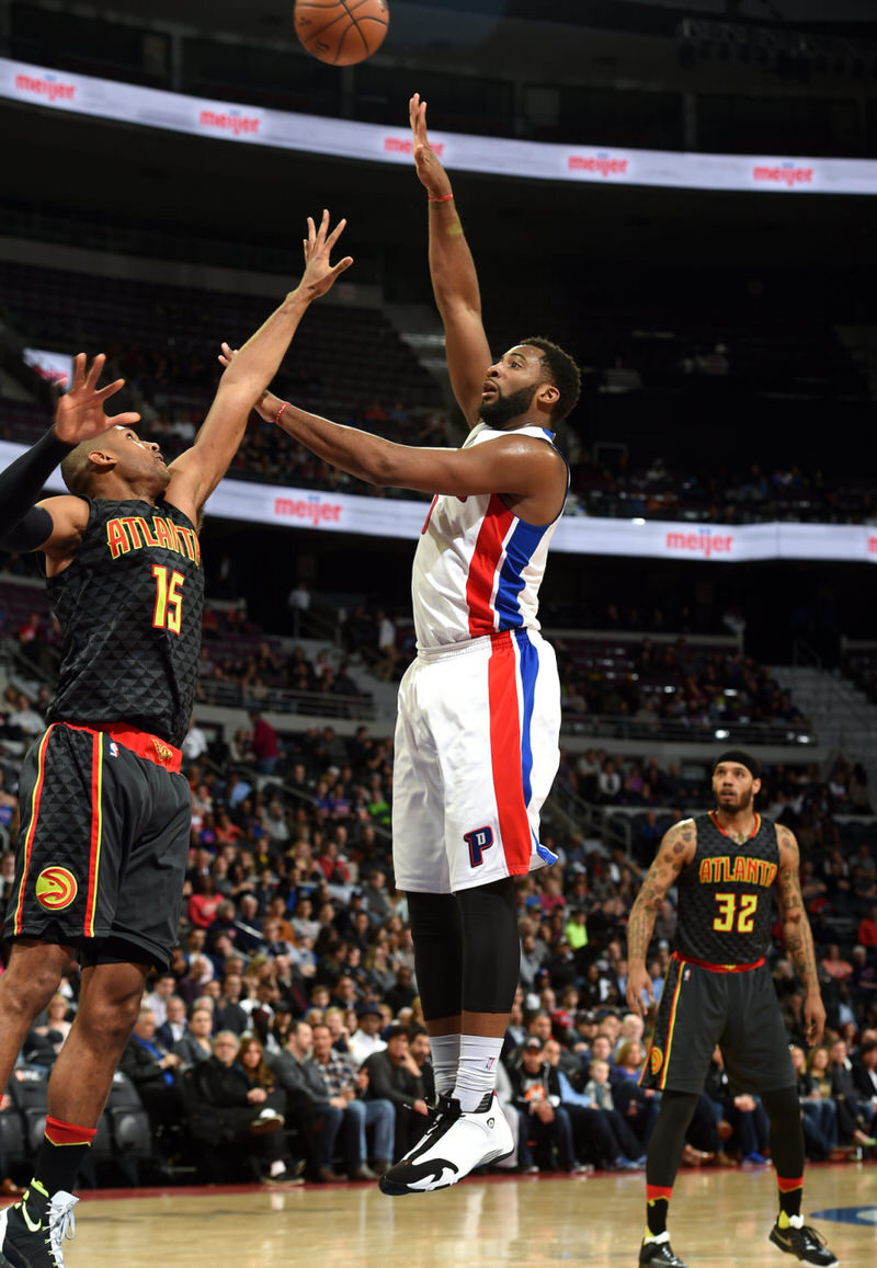 Andre Drummond wearing the "Black Toe" Air Jordan 14