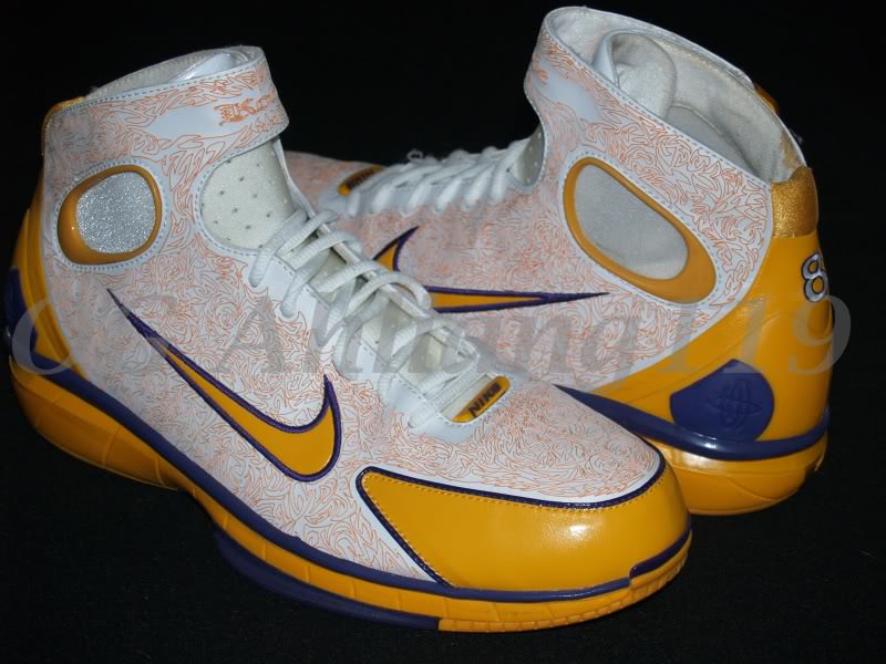 Nike Air Zoom Huarache 2k4 "Laser" Lakers PE